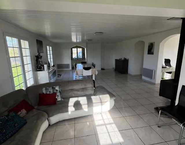 4 Grand Jardin Cloture Proche Commerces Et Plages * Soulac-sur-Mer